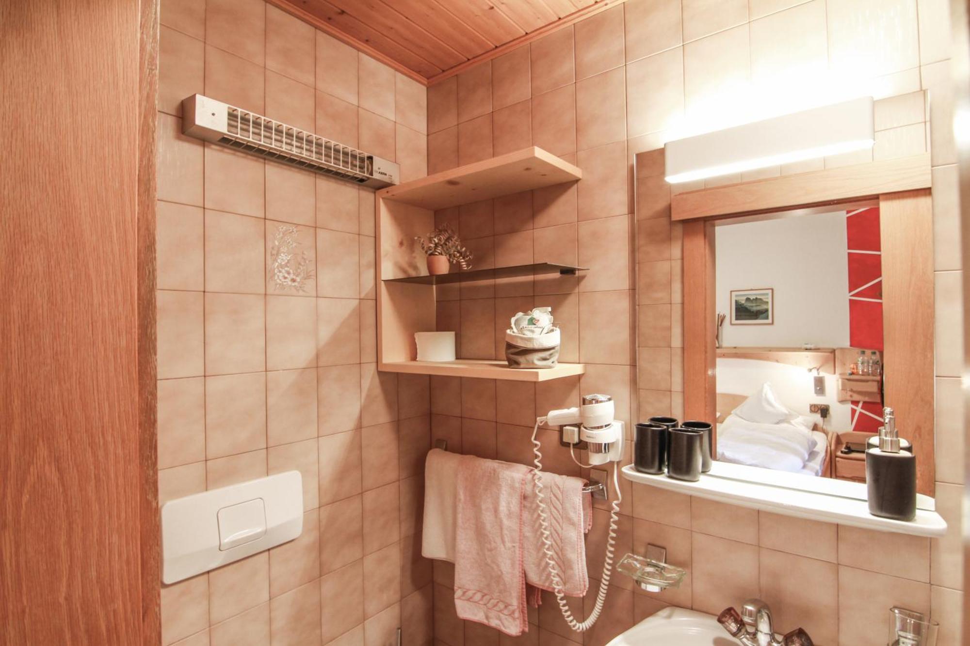 Haus Urban B&B Barbiano  Phòng bức ảnh